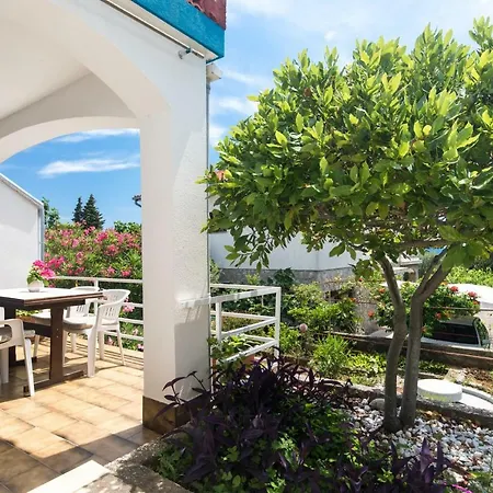 Dion Apartman