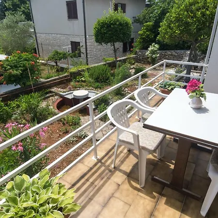 Dion Apartment Krk Town
